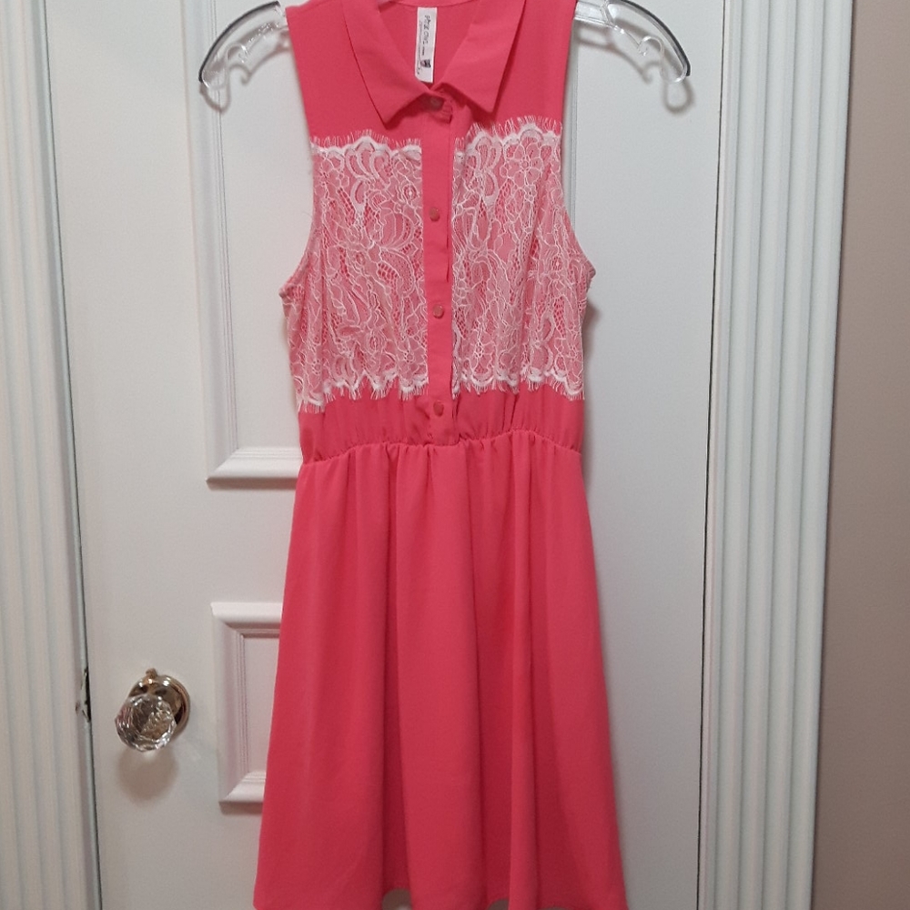🛍️ lace dress